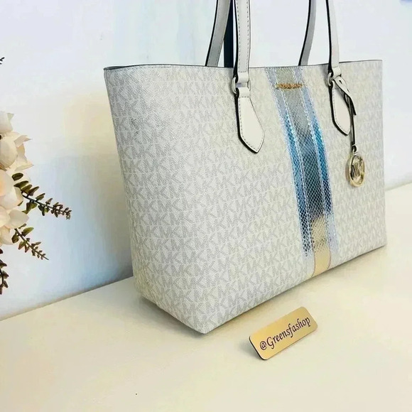 Michael Kors Sheila Large Signature Logo and Metallic Tote Bag Pale Gold - Picture 3 of 9